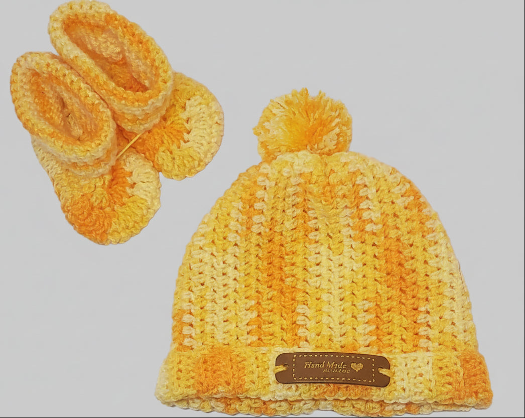 Crochet Baby Booties & Hat Set